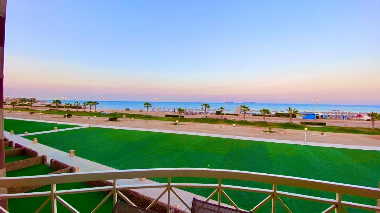 Porto South Beach Royal Sea View Families صف اول بحر مباشر アインソフナ エクステリア 写真